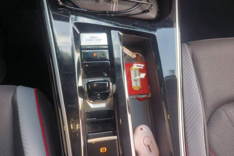 Used Volkswagen Lamando 2022 Lavida L 280TSI DSG Cool & Spicy Edition Gear Lever