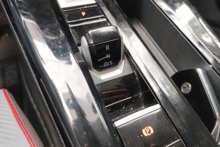 Used Volkswagen Lamando 2022 Lavida L 280TSI DSG Hot Edition Gear Lever