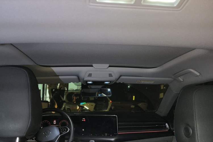 Used Volkswagen Lamando 2022 Lavida L 280TSI DSG Cool & Spicy Edition Headliner