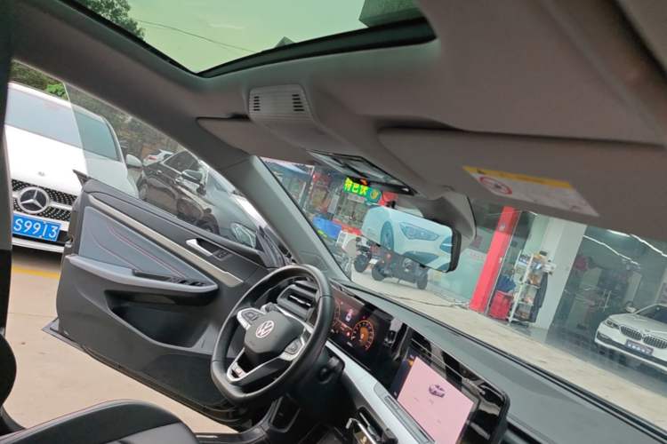 Used Volkswagen Lamando 2022 Lingdu L 280TSI DSG Spicy Edition Headliner
