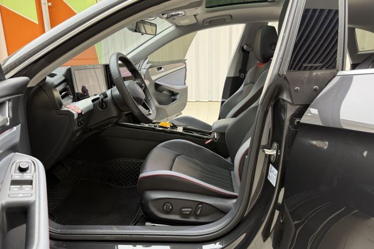 Used Volkswagen Lamando 2022 Lavida L 280TSI DSG Cool & Spicy Edition Interior 1