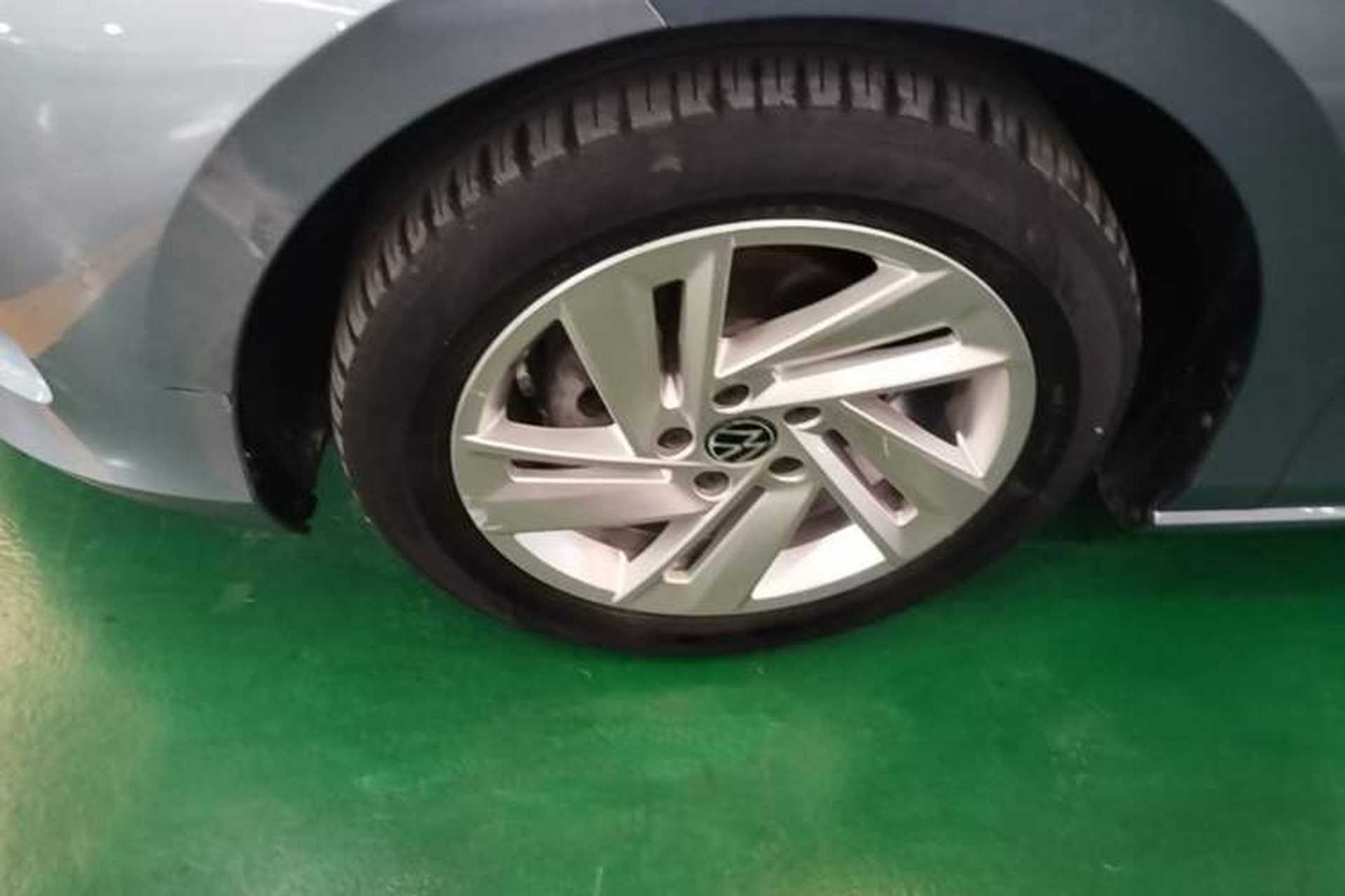 Used Volkswagen Lamando 2022 Lingdu L 280TSI DSG Spicy Edition Left Front Wheel Hub