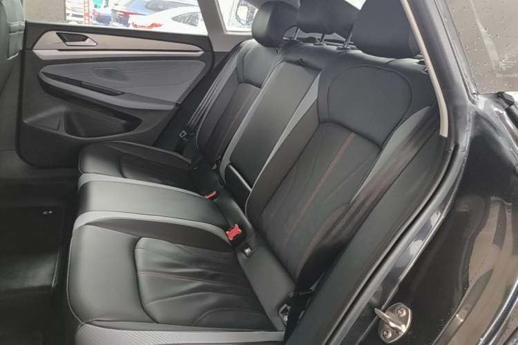 Used Volkswagen Lamando 2022 Lavida L 280TSI DSG Cool & Spicy Edition Left Rear Seat