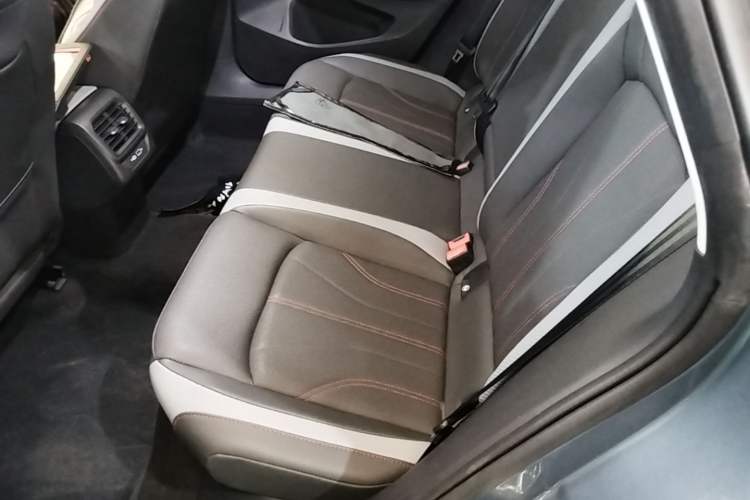 Used Volkswagen Lamando 2022 Lingdu L 280TSI DSG Spicy Edition Left Rear Seat