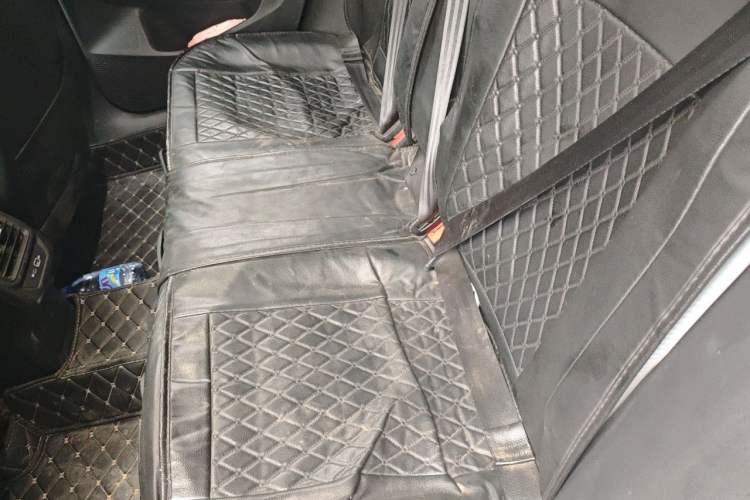 Used Volkswagen Lamando 2022 Lingdu L 280TSI DSG Spicy Edition Left Rear Seat