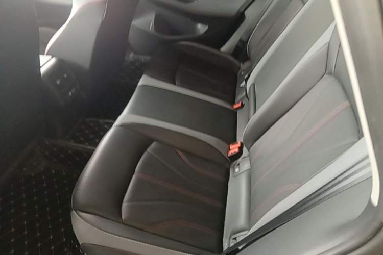 Used Volkswagen Lamando 2022 Lingdu L 280TSI DSG Spicy Edition Left Rear Seat