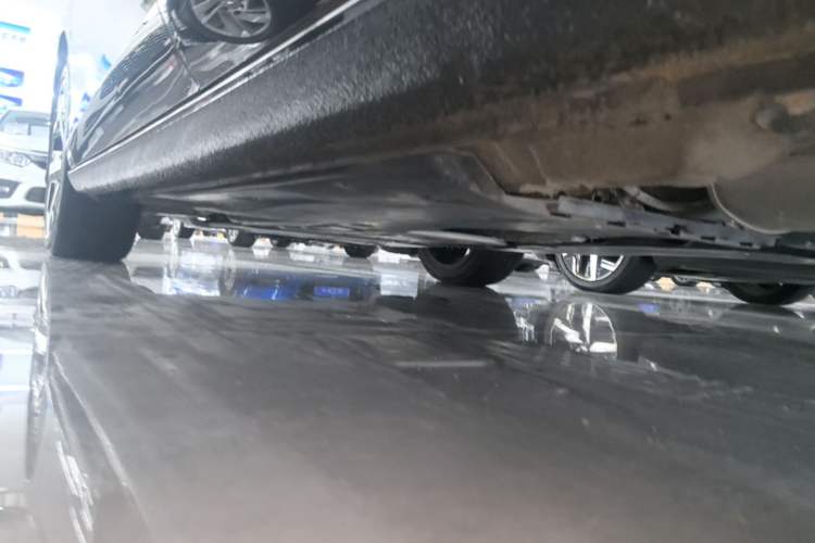 Used Volkswagen Lamando 2022 Lavida L 280TSI DSG Cool & Spicy Edition Left Side Sill