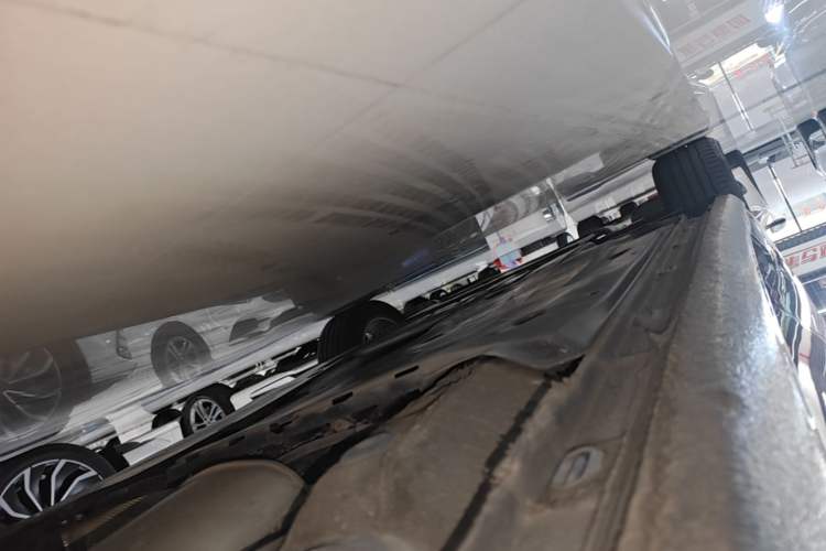 Used Volkswagen Lamando 2022 Lavida L 280TSI DSG Hot Edition Left Side Sill