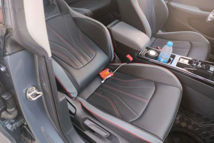 Used Volkswagen Lamando 2022 Lavida L 280TSI DSG Cool & Spicy Edition Right Front Seat