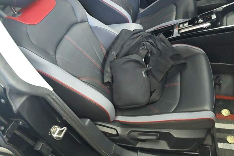 Used Volkswagen Lamando 2022 Lavida L 280TSI DSG Cool & Spicy Edition Right Front Seat