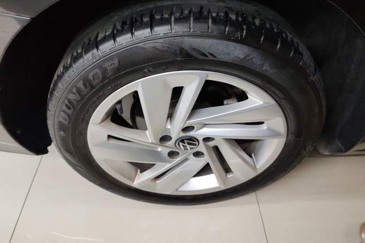 Used Volkswagen Lamando 2022 Lingdu L 280TSI DSG Spicy Edition Right Rear Wheel Hub