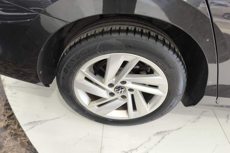 Used Volkswagen Lamando 2022 Lingdu L 280TSI DSG Spicy Edition Right Rear Wheel Hub