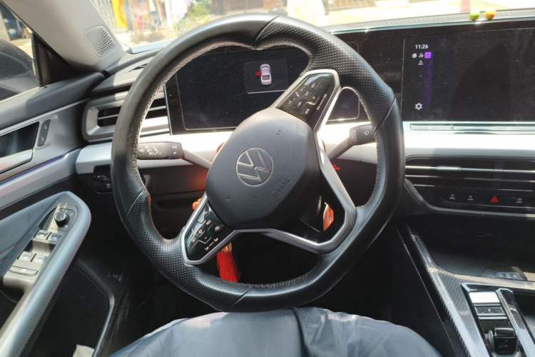 Used Volkswagen Lamando 2022 Lavida L 280TSI DSG Cool & Spicy Edition Steering Wheel