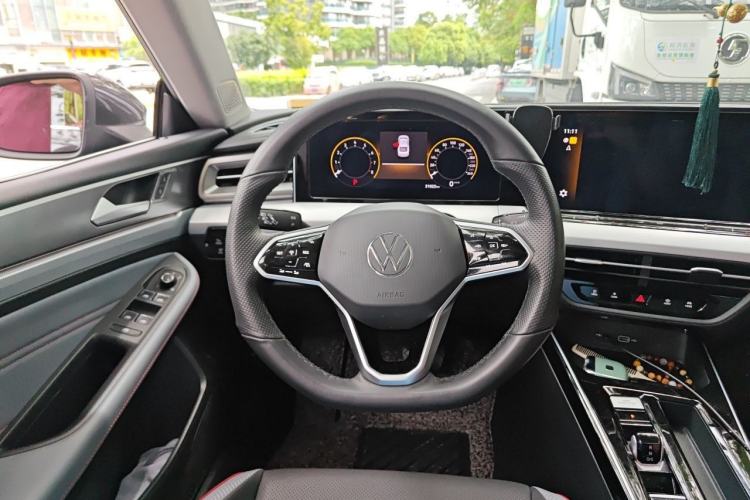 Used Volkswagen Lamando 2022 Lavida L 280TSI DSG Cool & Spicy Edition Steering Wheel