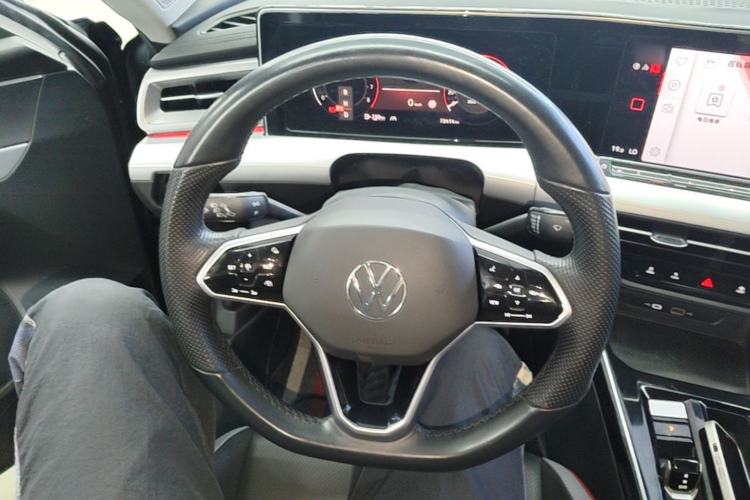Used Volkswagen Lamando 2022 Lavida L 280TSI DSG Cool & Spicy Edition Steering Wheel