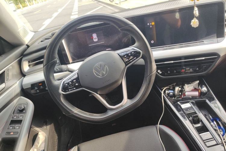 Used Volkswagen Lamando 2022 Lavida L 280TSI DSG Cool & Spicy Edition Steering Wheel