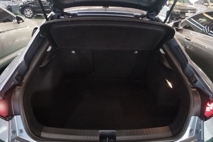 Used Volkswagen Lamando 2022 Lingdu L 280TSI DSG Spicy Edition Trunk