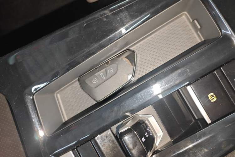 Used Volkswagen Lamando 2022 Lavida L 280TSI DSG Hot Edition Vehicle Key