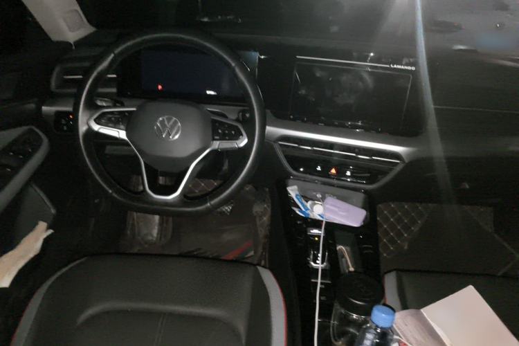 Used Volkswagen Lamando 2022 Lingdu L 280TSI DSG Spicy Edition Center Console
