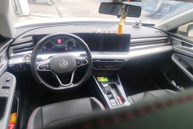 Used Volkswagen Lamando 2022 Lavida L 280TSI DSG Cool & Spicy Edition Center Console