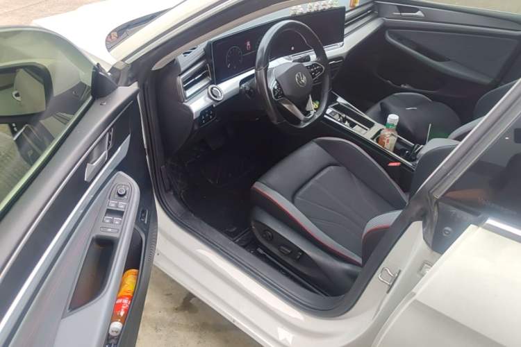 Used Volkswagen Lamando 2022 Lavida L 280TSI DSG Cool & Spicy Edition Driver Seat