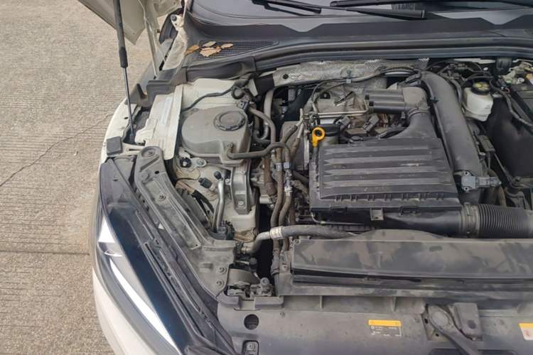 Used Volkswagen Lamando 2022 Lavida L 280TSI DSG Cool & Spicy Edition Engine Bay Right