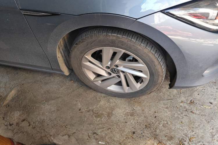 Used Volkswagen Lamando 2022 Lingdu L 280TSI DSG Spicy Edition Right Front Wheel Hub