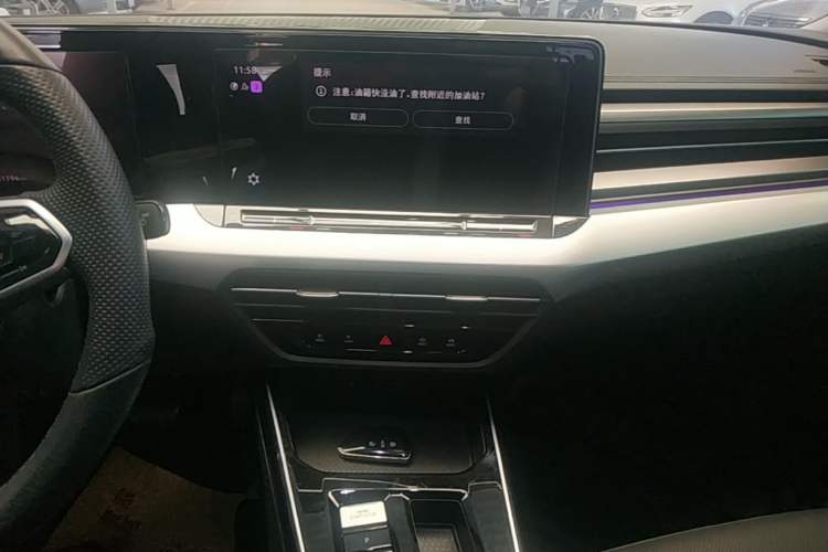 Used Volkswagen Lamando 2022 Lavida L 280TSI DSG Cool & Spicy Edition Audio And AC Panel