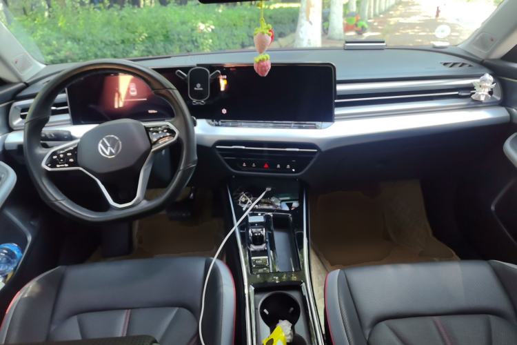 Used Volkswagen Lamando 2022 Lingdu L 280TSI DSG Ultra-Spicy Flagship Edition Center Console