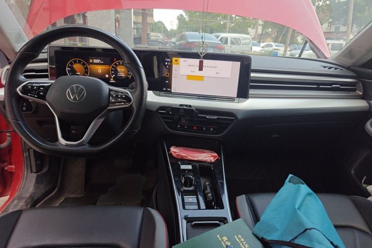 Used Volkswagen Lamando 2022 Lingdu L 280TSI DSG Ultra-Spicy Flagship Edition Center Console