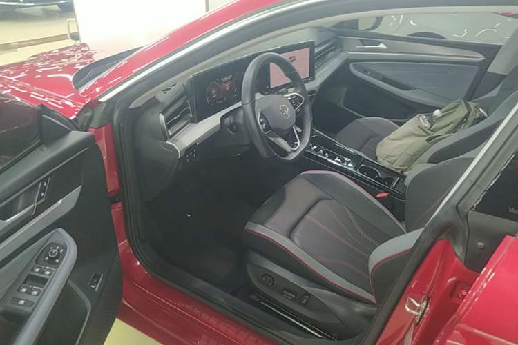 Used Volkswagen Lamando 2022 Lavida L 280TSI DSG Cool & Spicy Edition Driver Seat