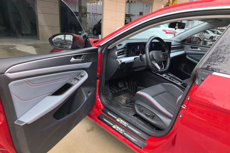 Used Volkswagen Lamando 2022 Lavida L 280TSI DSG Cool & Spicy Edition Driver Seat