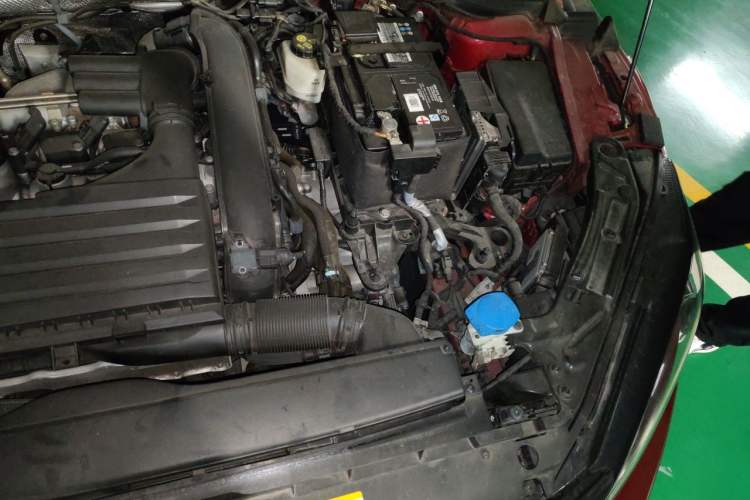 Used Volkswagen Lamando 2022 Lavida L 280TSI DSG Cool & Spicy Edition Engine Bay Left
