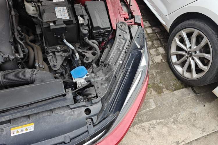 Used Volkswagen Lamando 2022 Lavida L 280TSI DSG Cool & Spicy Edition Engine Bay Left