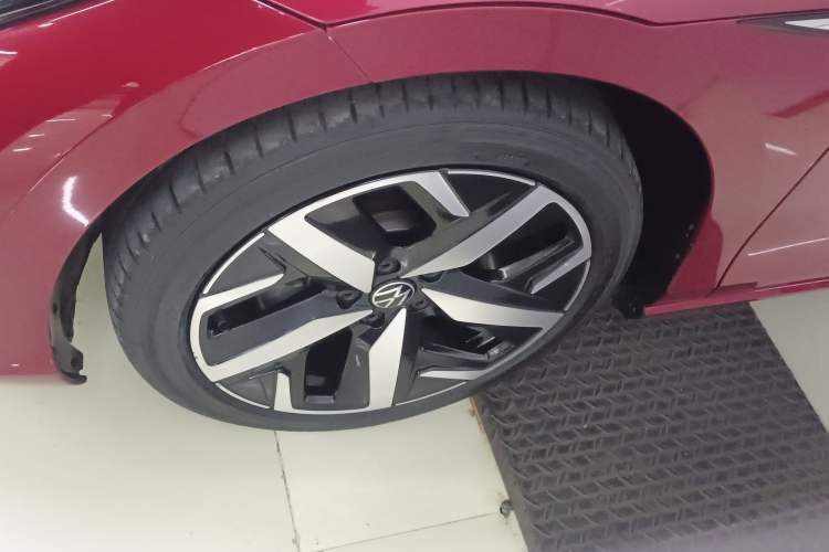 Used Volkswagen Lamando 2022 Lavida L 280TSI DSG Cool & Spicy Edition Exterior 3