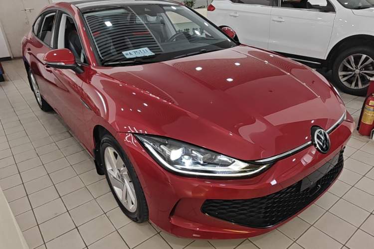 Used Volkswagen Lamando 2022 Lingdu L 280TSI DSG Spicy Edition Front Right 45 Deg