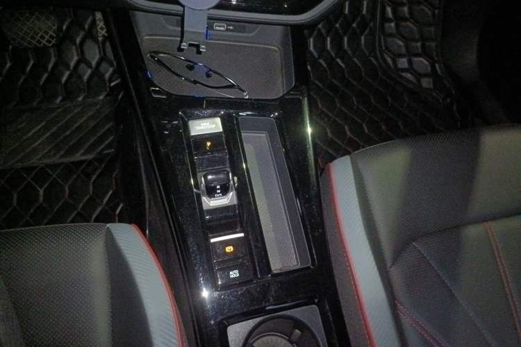 Used Volkswagen Lamando 2022 Lingdu L 280TSI DSG Spicy Edition Gear Lever