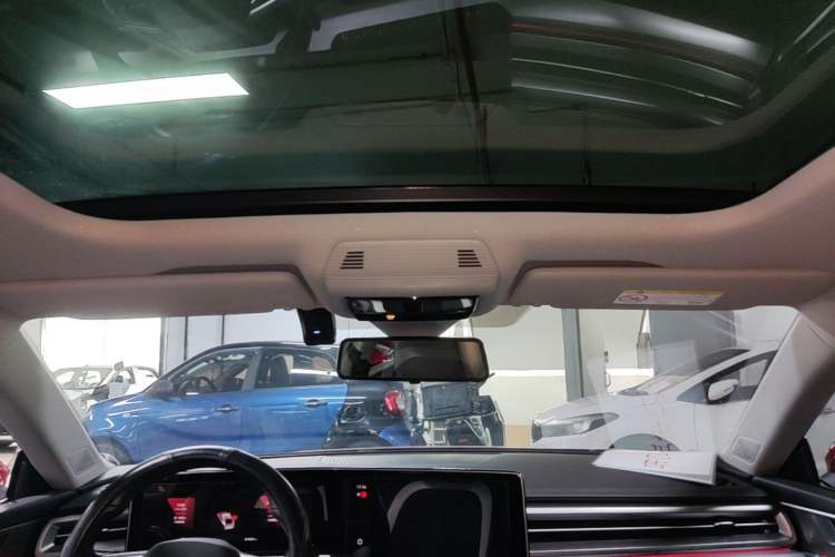 Used Volkswagen Lamando 2022 Lavida L 280TSI DSG Cool & Spicy Edition Headliner