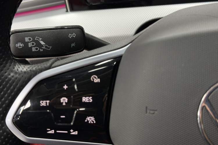 Used Volkswagen Lamando 2022 Lavida L 280TSI DSG Cool & Spicy Edition Interior 9