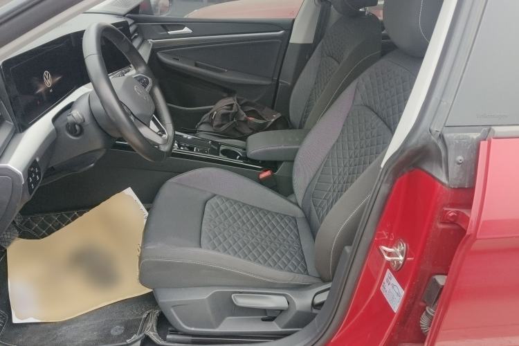 Used Volkswagen Lamando 2022 Lavida L 280TSI DSG Hot Edition Left Front Seat