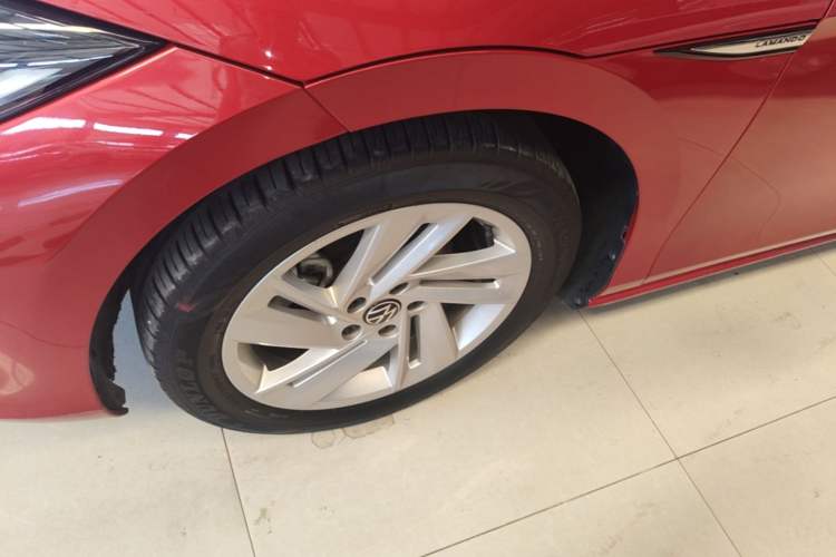 Used Volkswagen Lamando 2022 Lingdu L 280TSI DSG Spicy Edition Left Front Wheel Hub