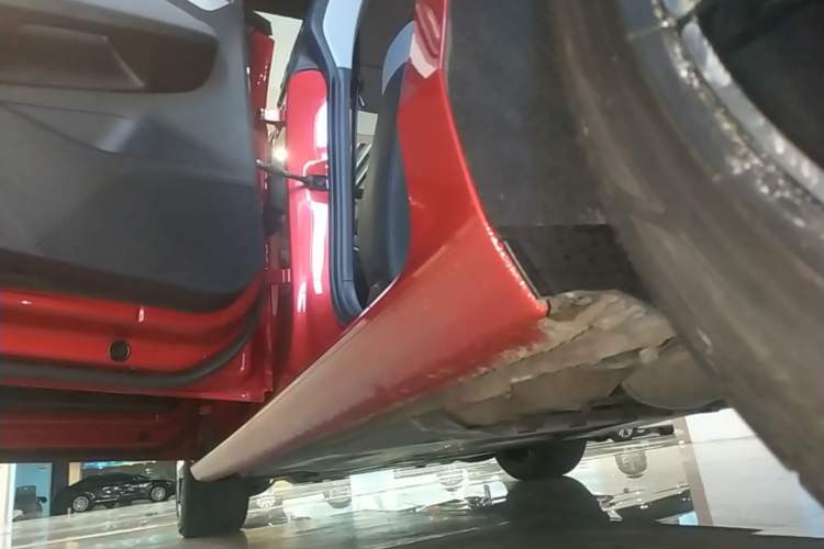 Used Volkswagen Lamando 2022 Lavida L 280TSI DSG Cool & Spicy Edition Left Side Sill