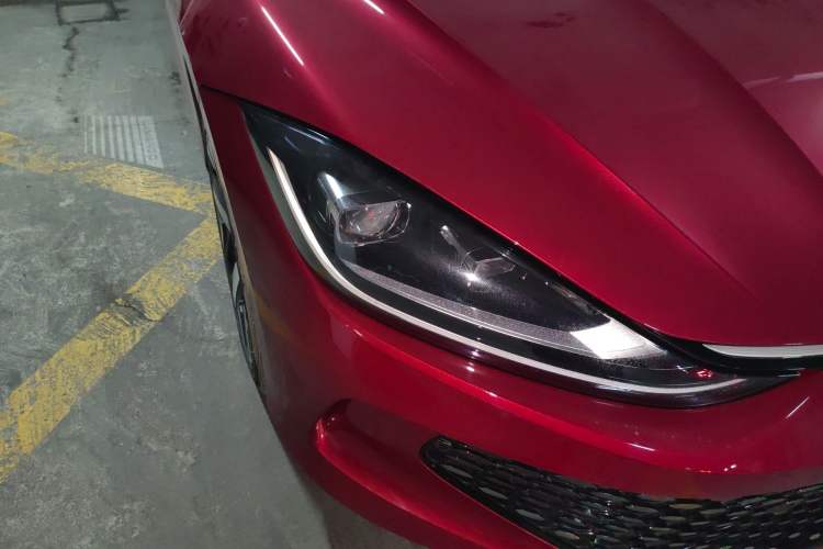 Used Volkswagen Lamando 2022 Lavida L 280TSI DSG Cool & Spicy Edition Right Front Headlight