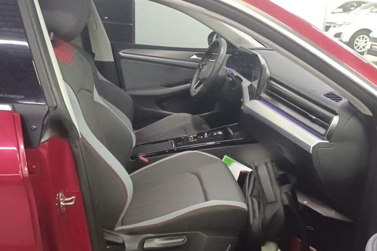 Used Volkswagen Lamando 2022 Lavida L 280TSI DSG Cool & Spicy Edition Right Front Seat