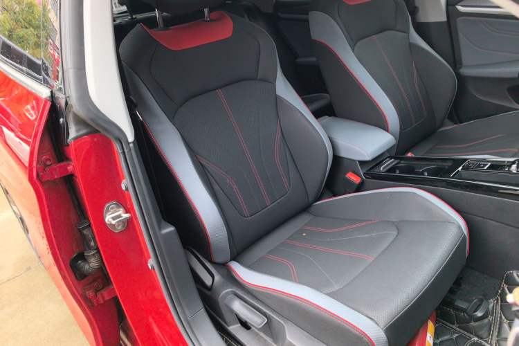 Used Volkswagen Lamando 2022 Lavida L 280TSI DSG Cool & Spicy Edition Right Front Seat