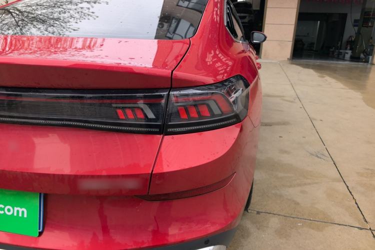 Used Volkswagen Lamando 2022 Lavida L 280TSI DSG Cool & Spicy Edition Right Rear Taillight