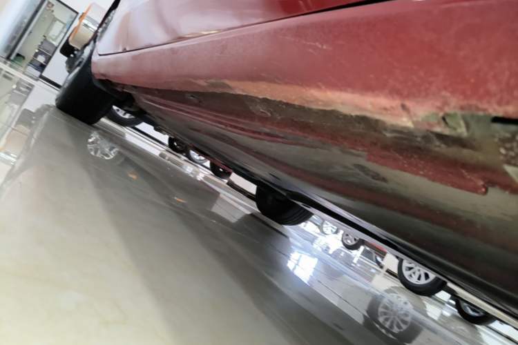 Used Volkswagen Lamando 2022 Lavida L 280TSI DSG Cool & Spicy Edition Right Side Sill