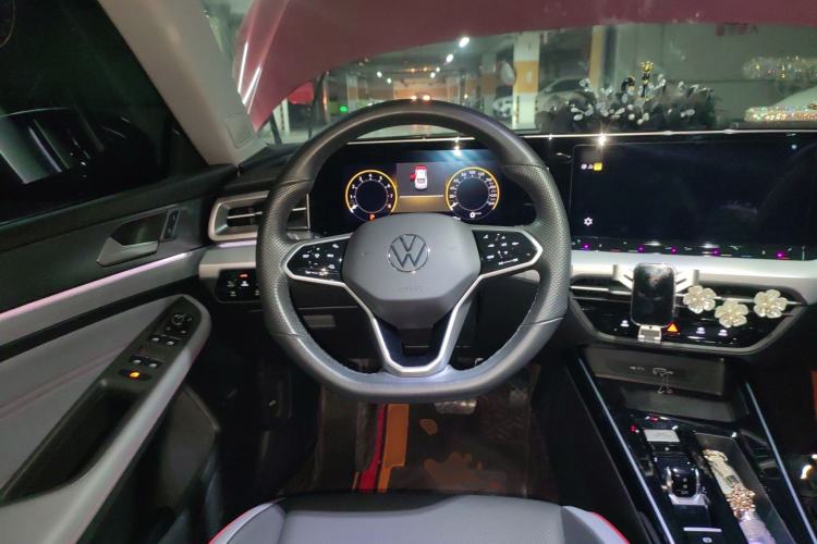 Used Volkswagen Lamando 2022 Lavida L 280TSI DSG Cool & Spicy Edition Steering Wheel