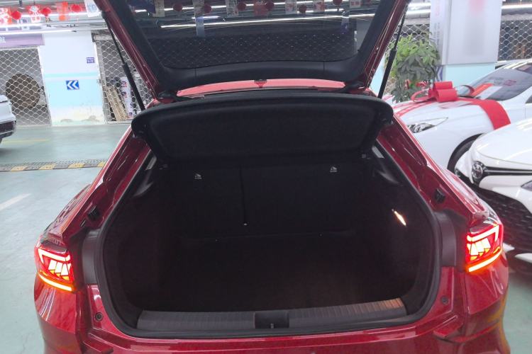 Used Volkswagen Lamando 2022 Lingdu L 280TSI DSG Spicy Edition Trunk