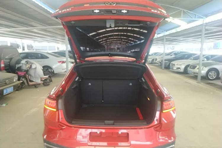 Used Volkswagen Lamando 2022 Lavida L 280TSI DSG Cool & Spicy Edition Trunk